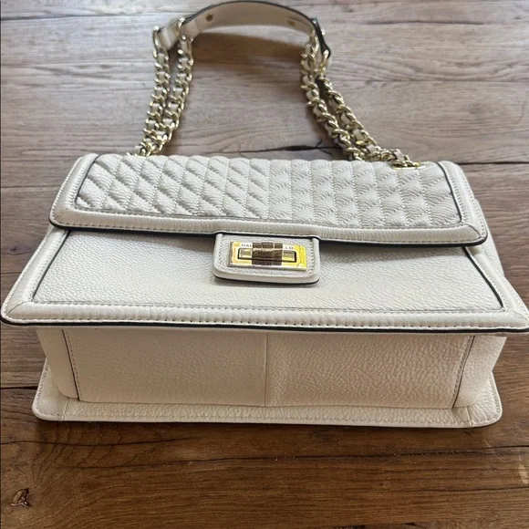 karl lagerfeld paris shoulder bag in pebble leather - Picture 2 of 10